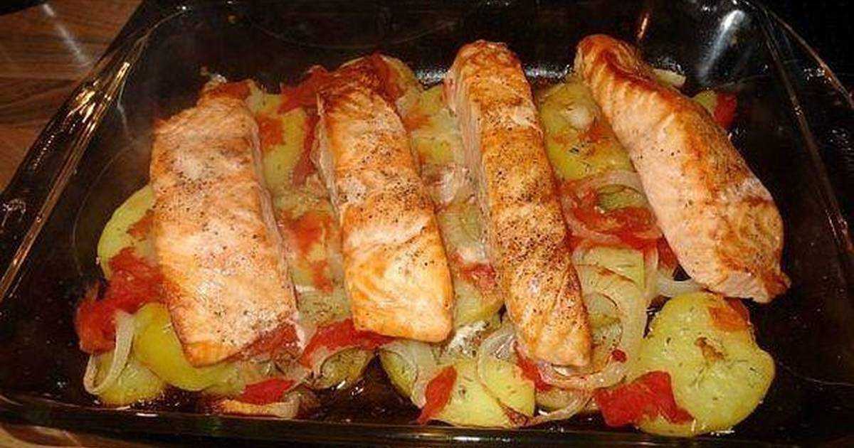 Рыба запеченная в духовке: рецепты приготовления с фото