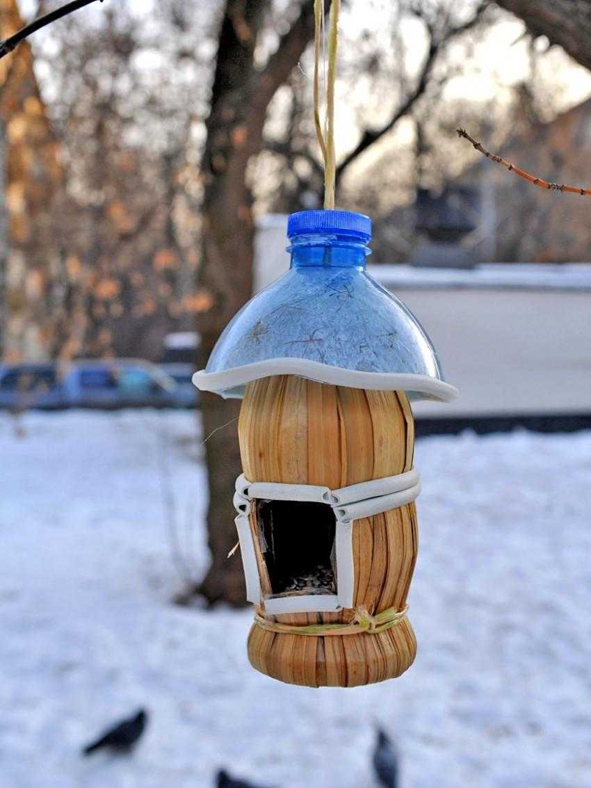 Как сделать домик (кормушку) для белок своими руками?