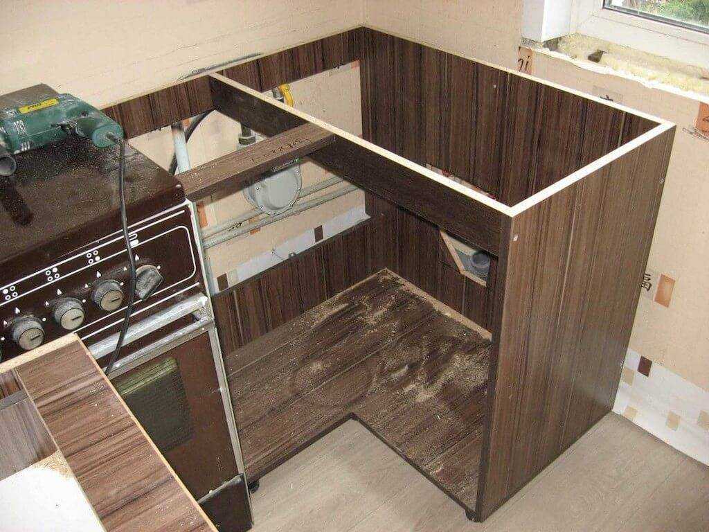 Особенности самостоятельной сборки кухонного углового гарнитура