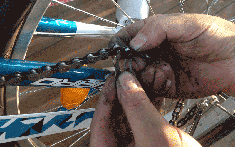 Как снять велосипедную цепь без замка