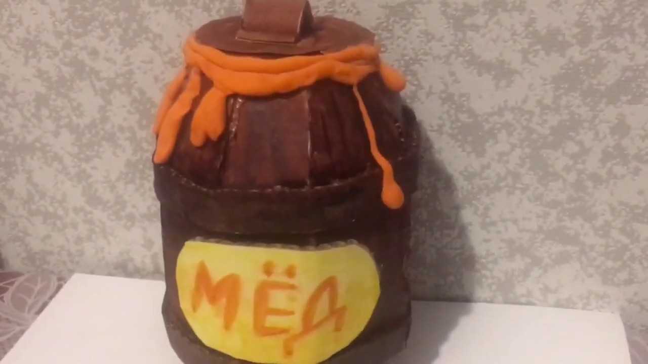 Бочонок мёда – символ здоровья и сладкой жизни Что бы такой символ был в доме, не обязательно искать бондаря Можно сделать бочонок из картона Приго