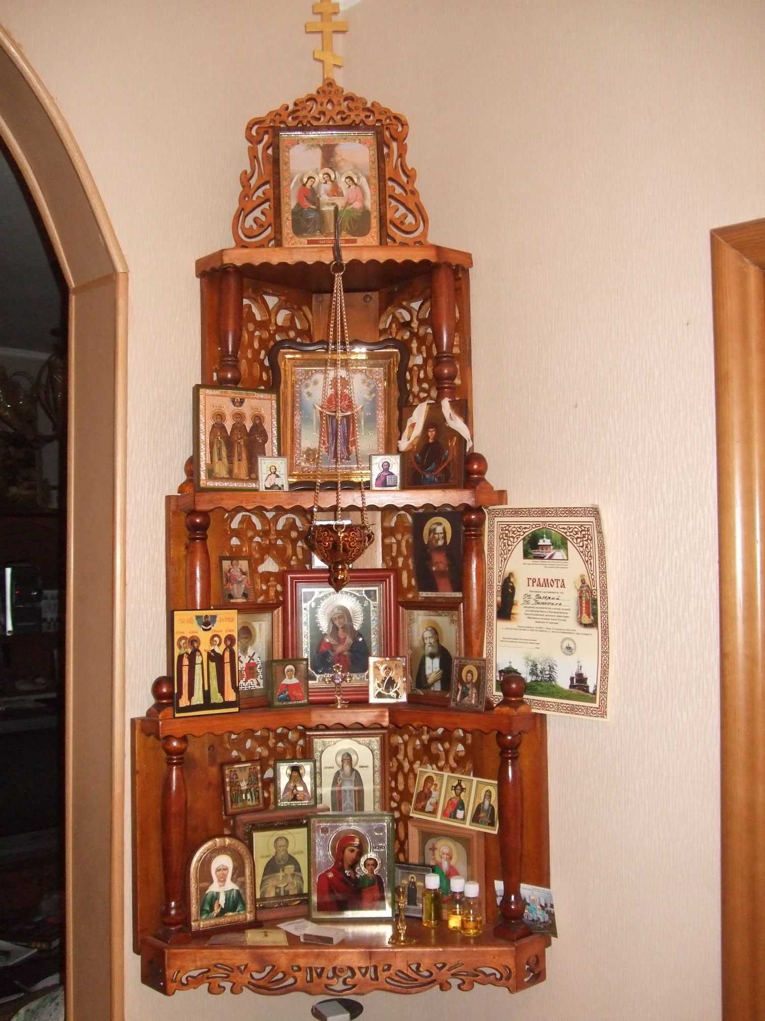 Какие иконы должны быть дома у каждого православного христианина