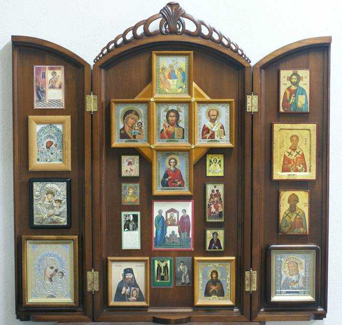 Какие иконы должны быть дома у каждого православного христианина