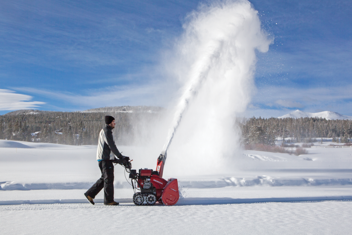 Лопата для чистки и уборки снега: критерии выбора, как сделать лопату своими руками